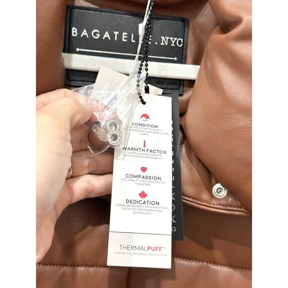 NWT Bagatelle.NYC Oversize Faux Leather Puffer Jacket Cognac Brown Womens Size S - Picture 6 of 8